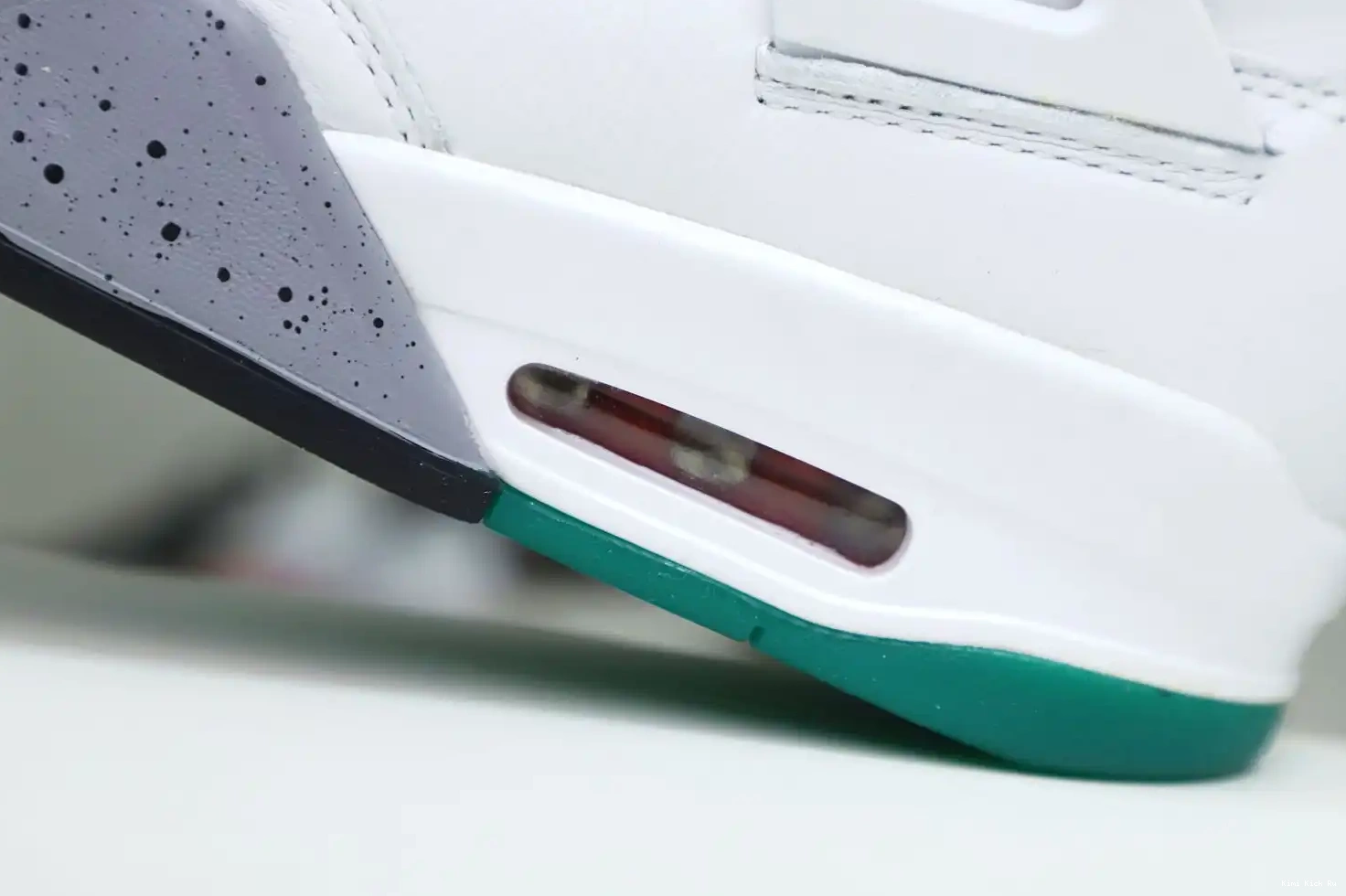 4 AIR JORDAN RETRO 'RAST Kimikick WMNS 0522